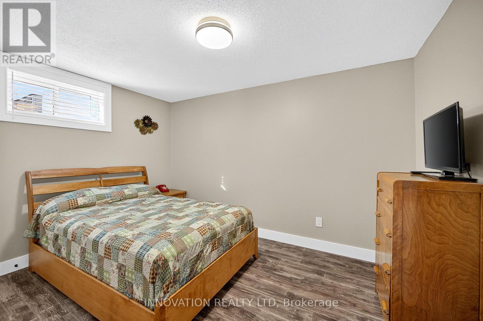 201 Greystone Crescent