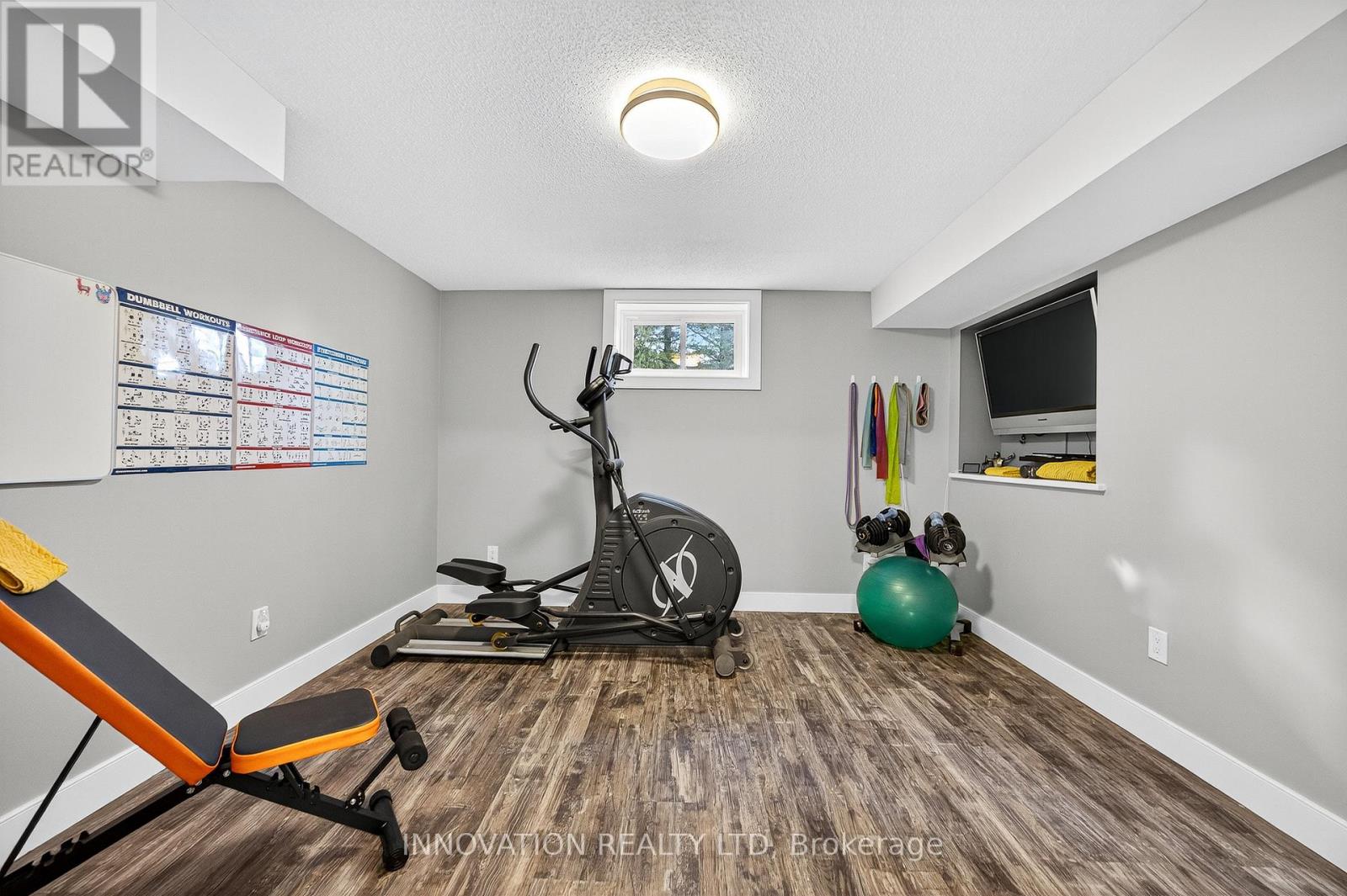 201 Greystone Crescent