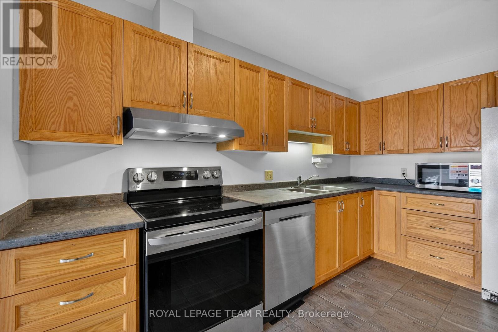 42 Oakhaven Private S