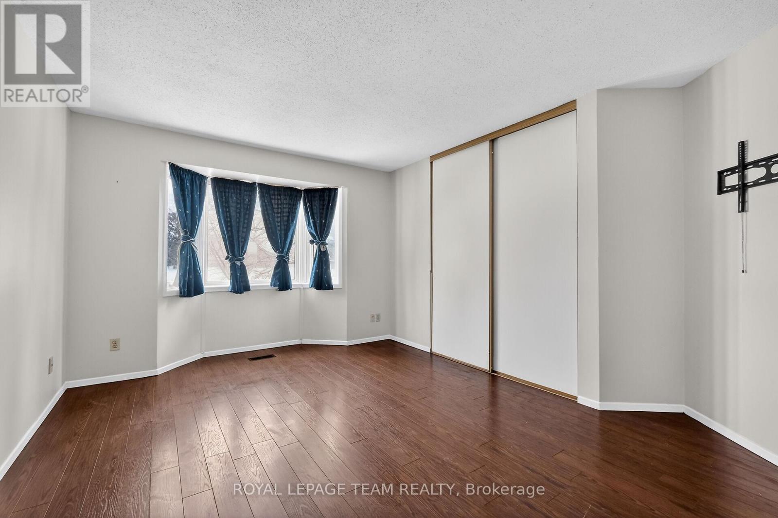 42 Oakhaven Private S