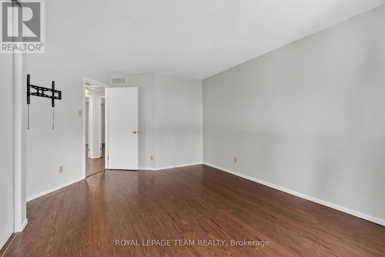 42 Oakhaven Private S