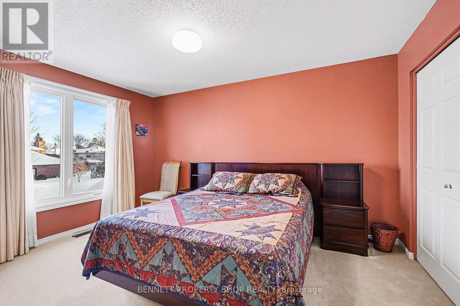 15 Brandy Creek Crescent