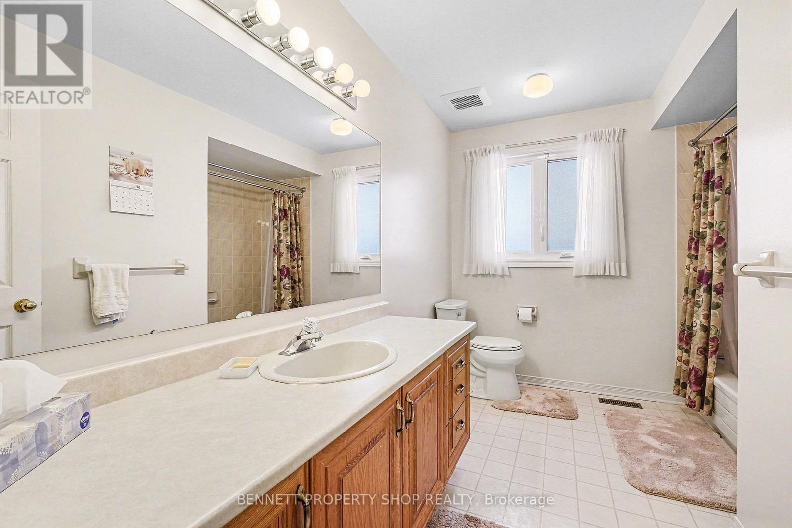 15 Brandy Creek Crescent