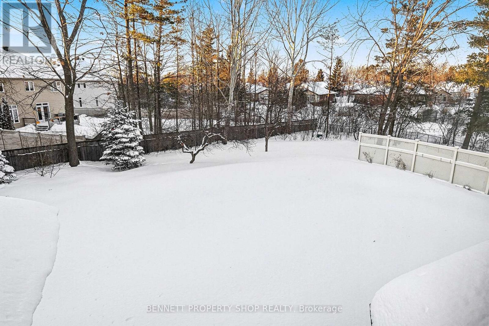 15 Brandy Creek Crescent