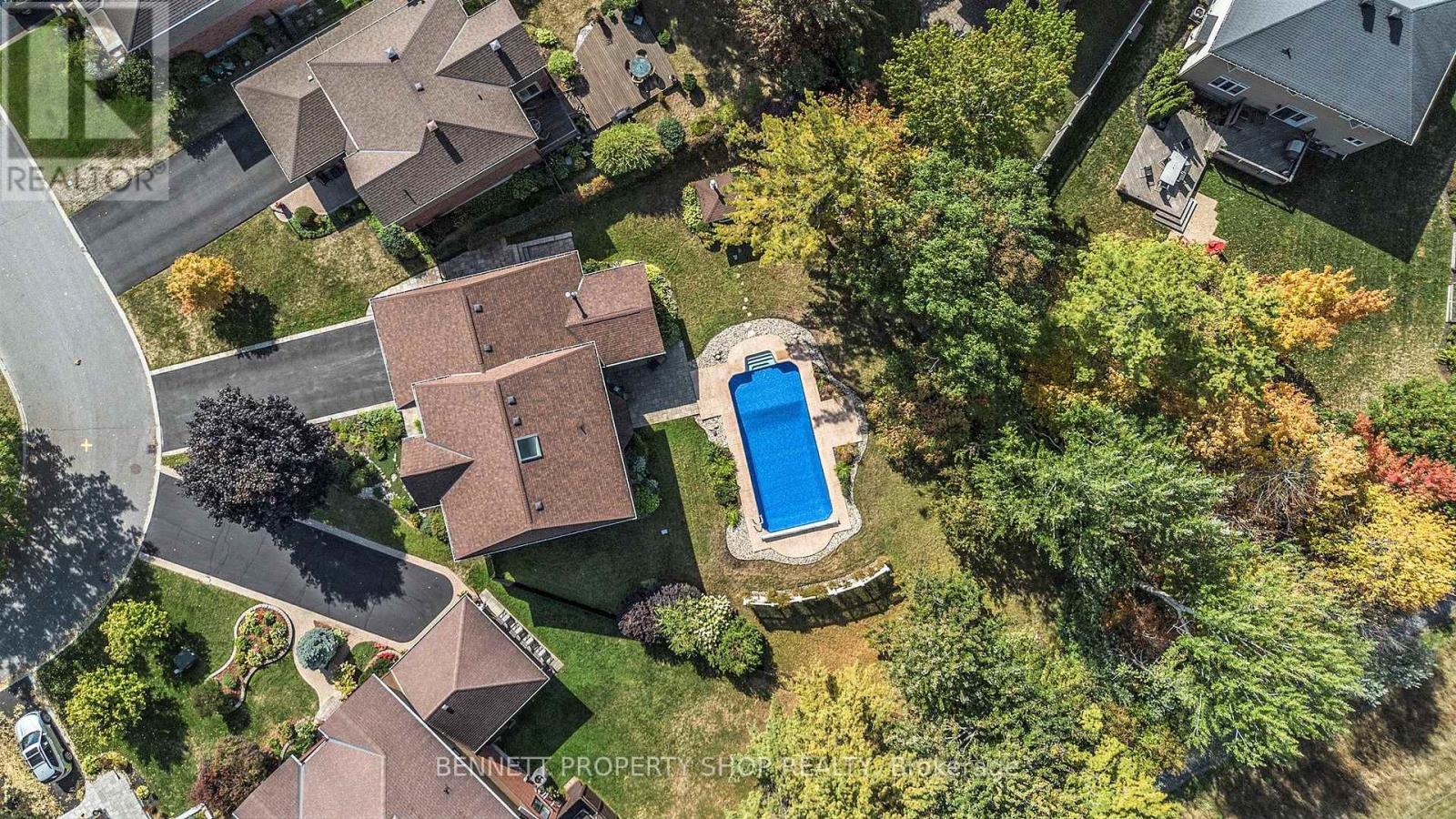 15 Brandy Creek Crescent