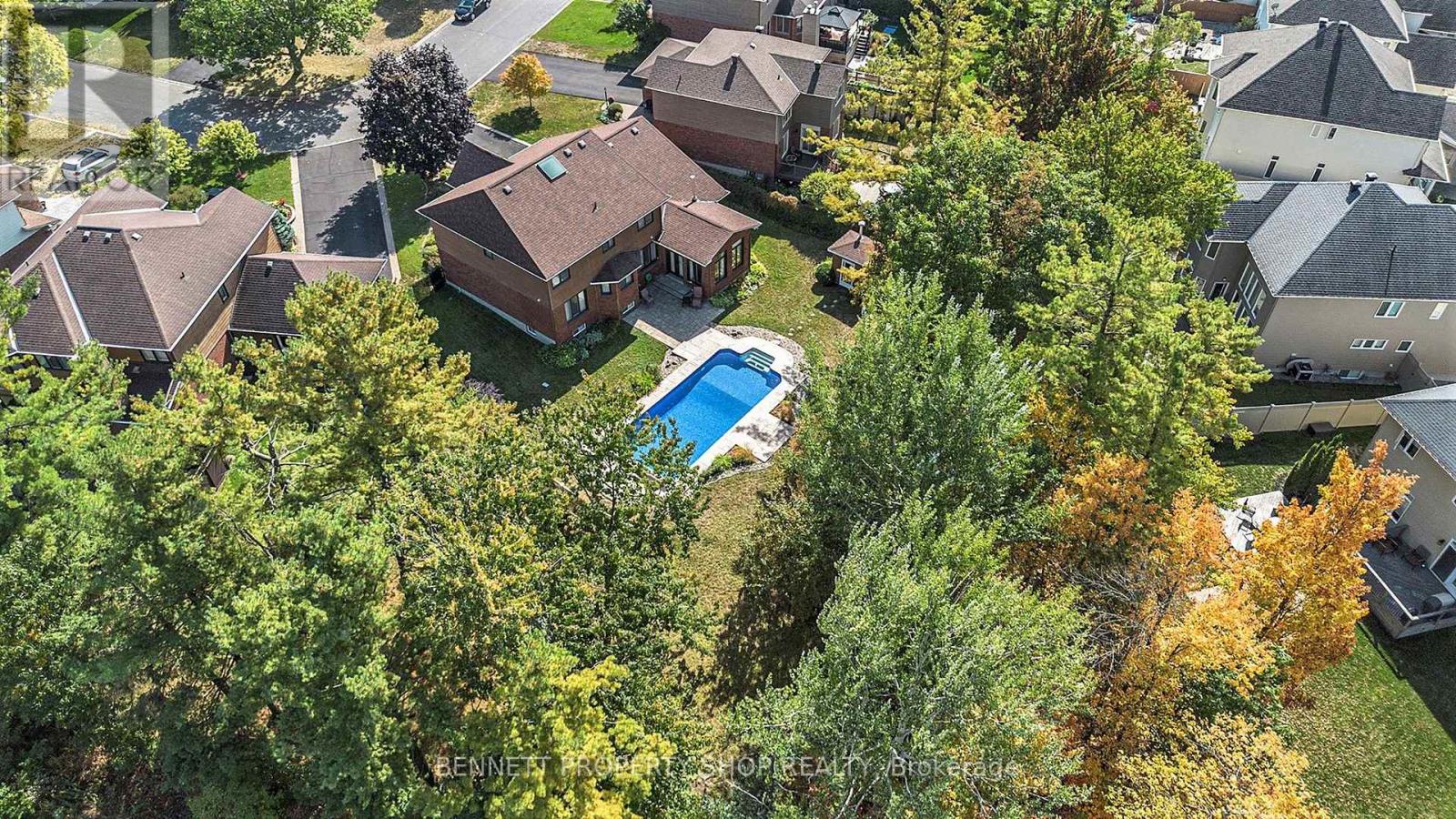 15 Brandy Creek Crescent