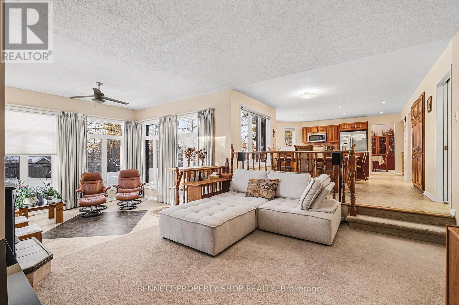 15 Brandy Creek Crescent