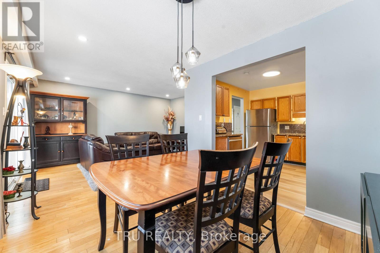 2 - 2960 Penny Drive