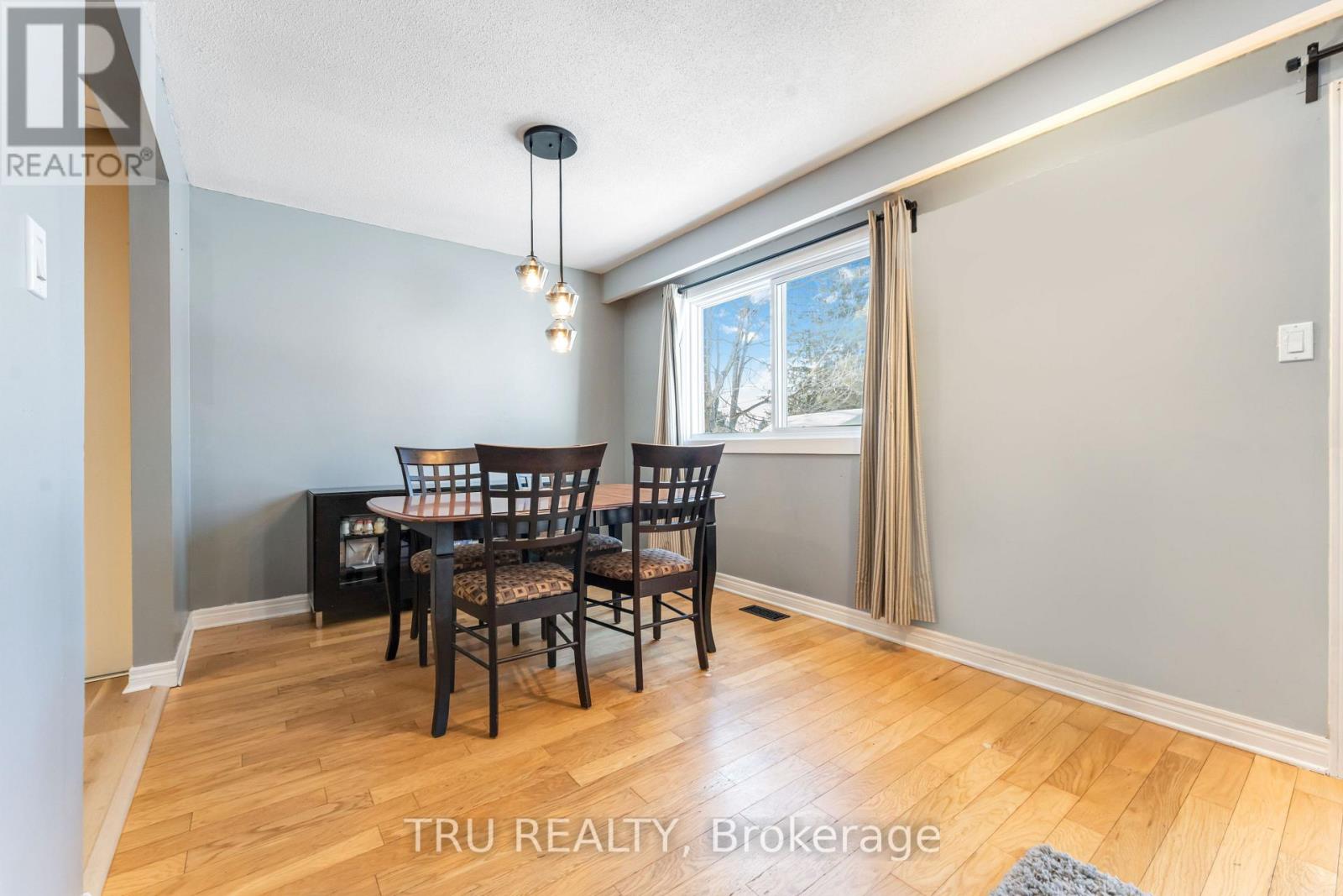 2 - 2960 Penny Drive