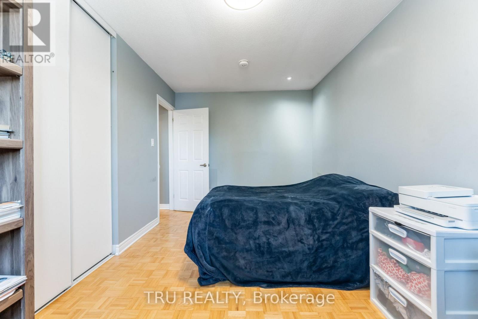 2 - 2960 Penny Drive