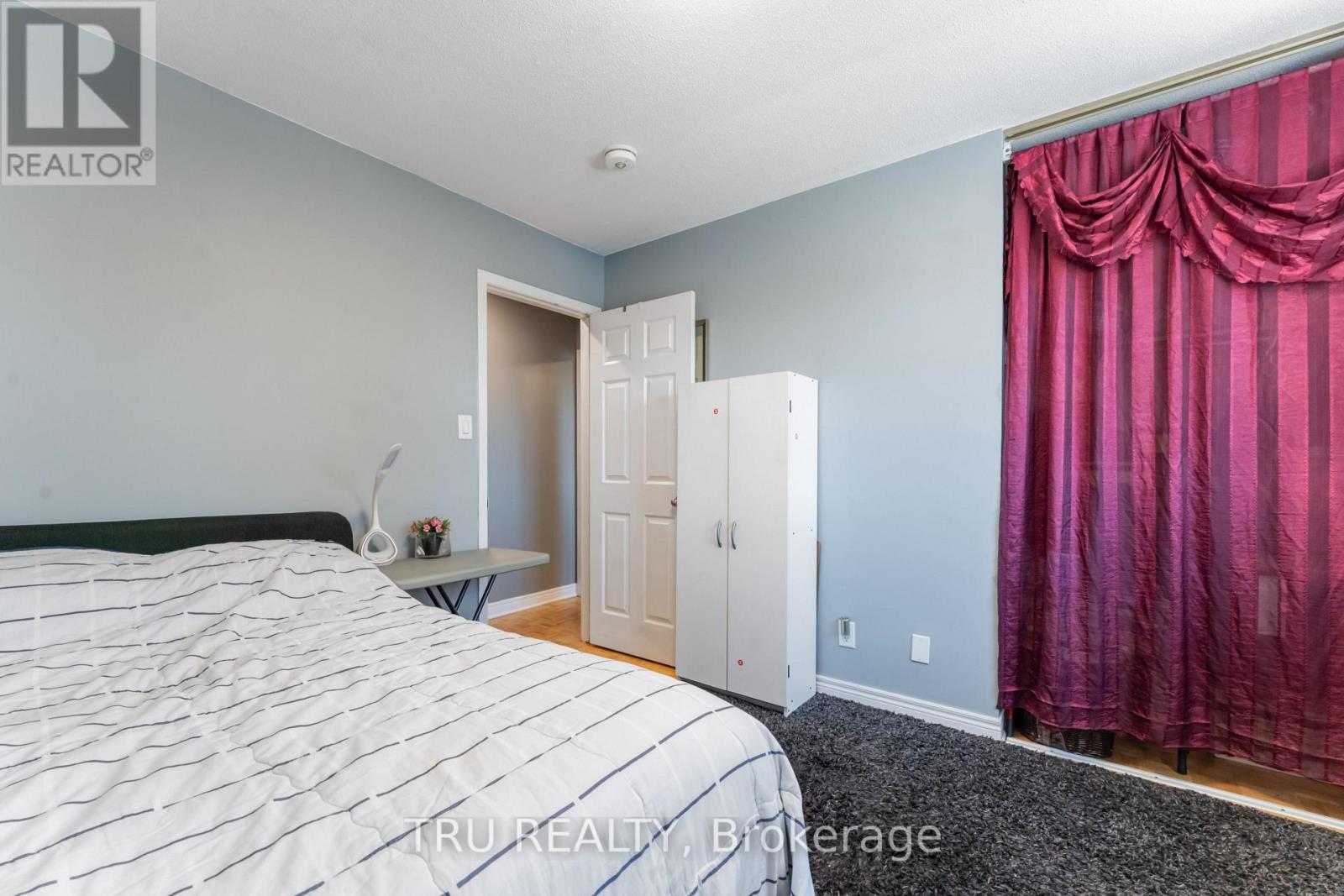 2 - 2960 Penny Drive