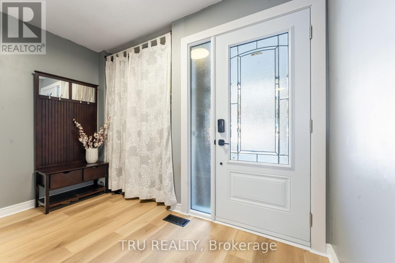 2 - 2960 Penny Drive