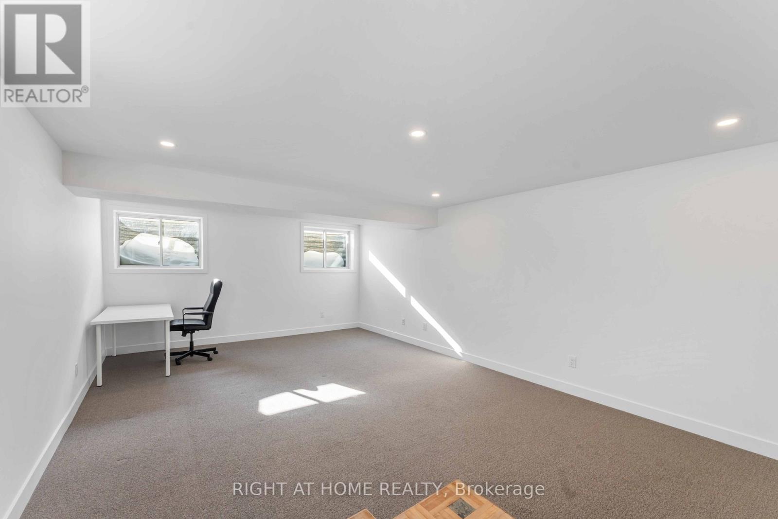 339 Shuttleworth Drive