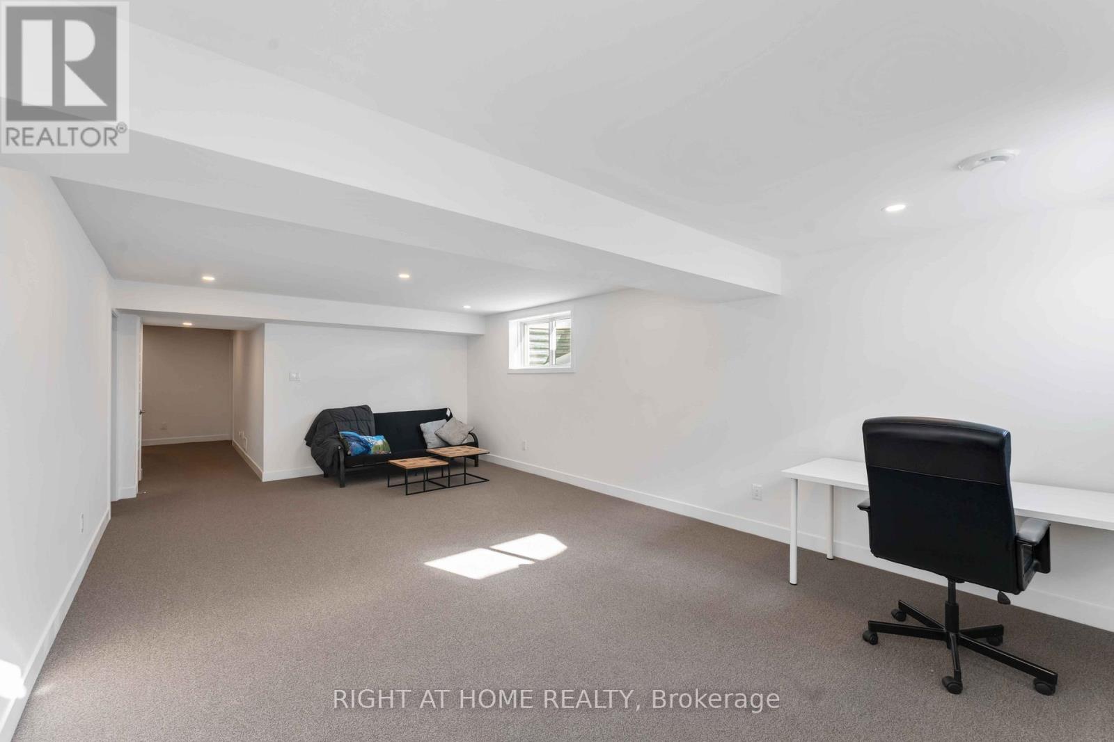 339 Shuttleworth Drive