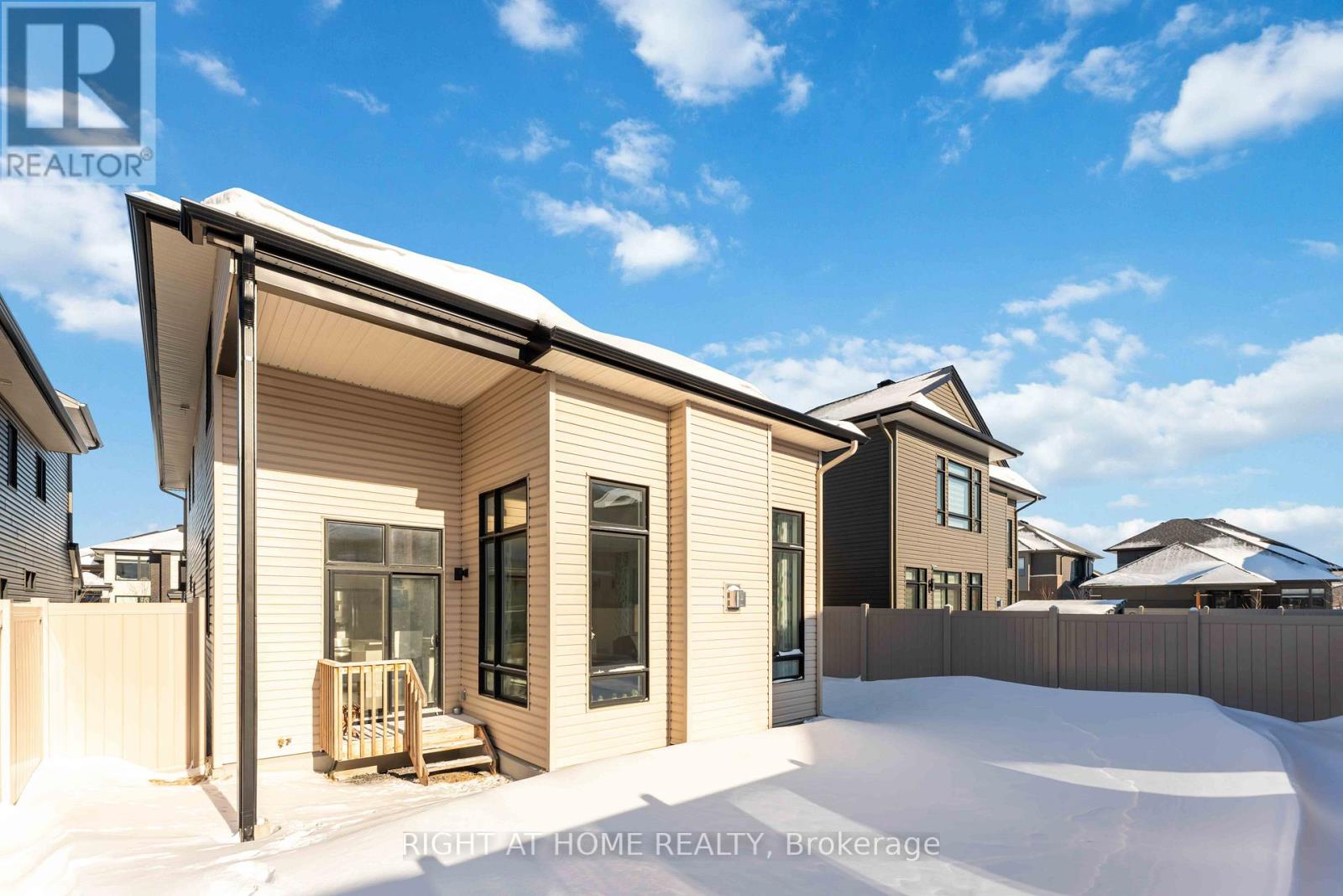 339 Shuttleworth Drive