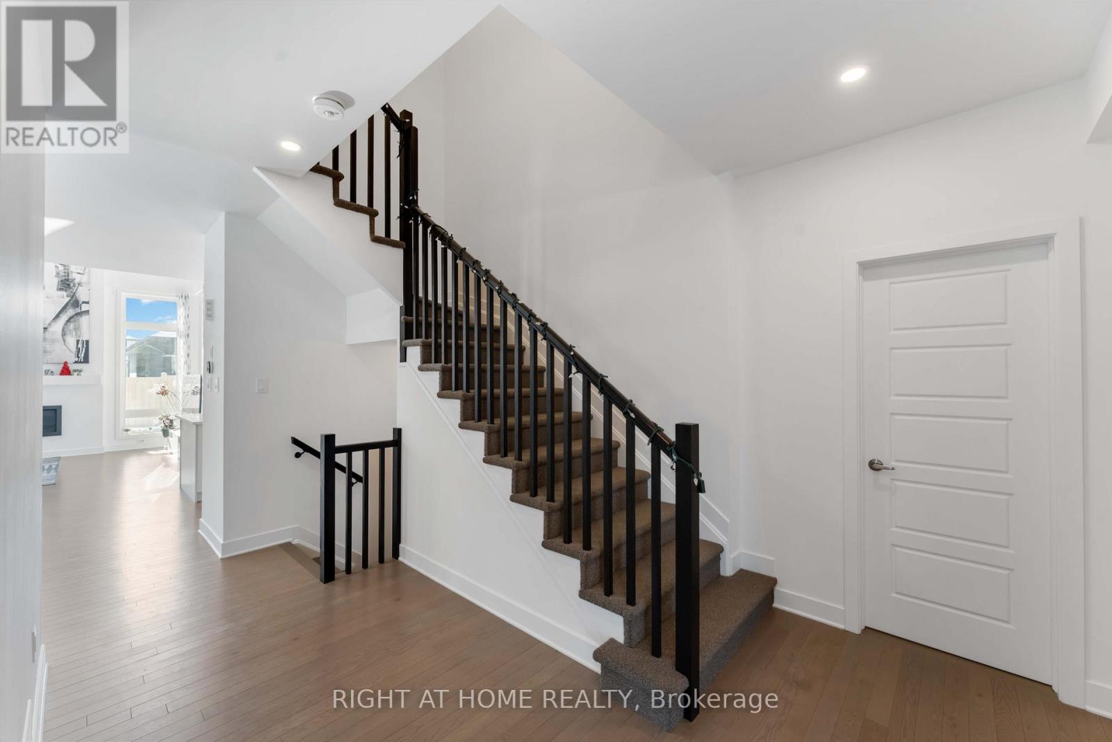 339 Shuttleworth Drive