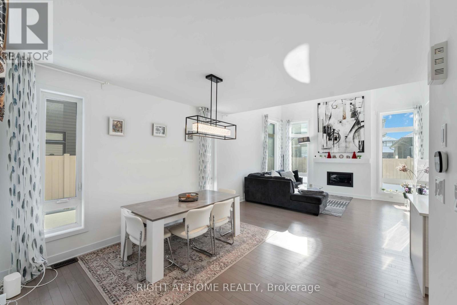 339 Shuttleworth Drive