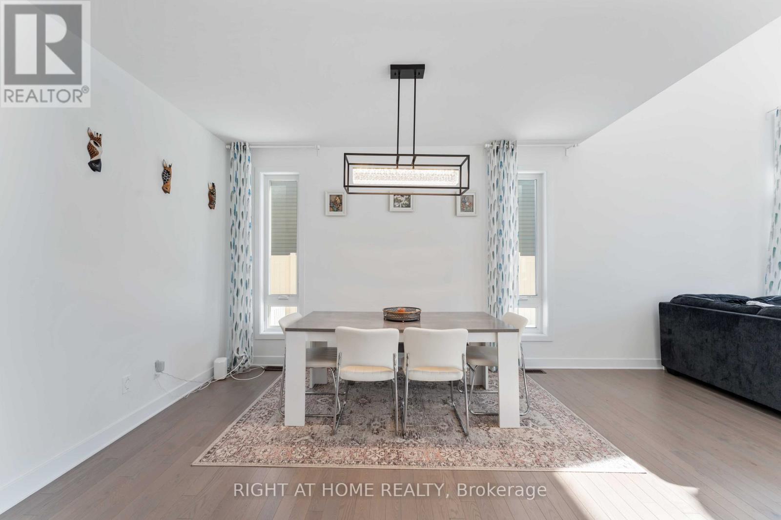 339 Shuttleworth Drive