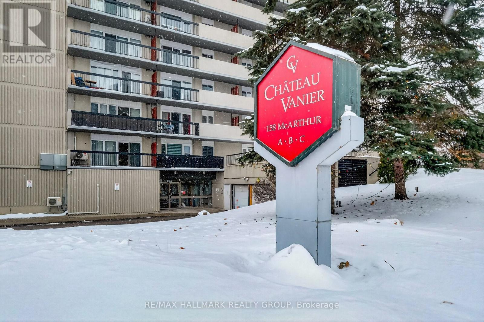 1408 - 158c Mcarthur Avenue