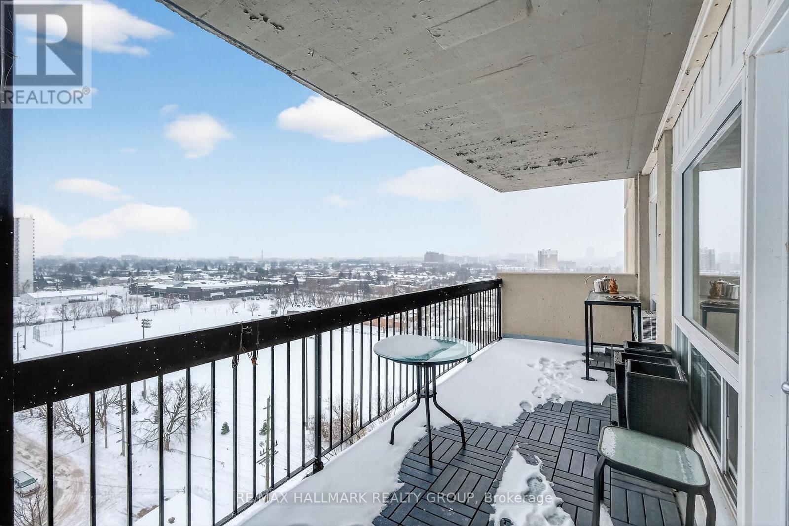 1408 - 158c Mcarthur Avenue