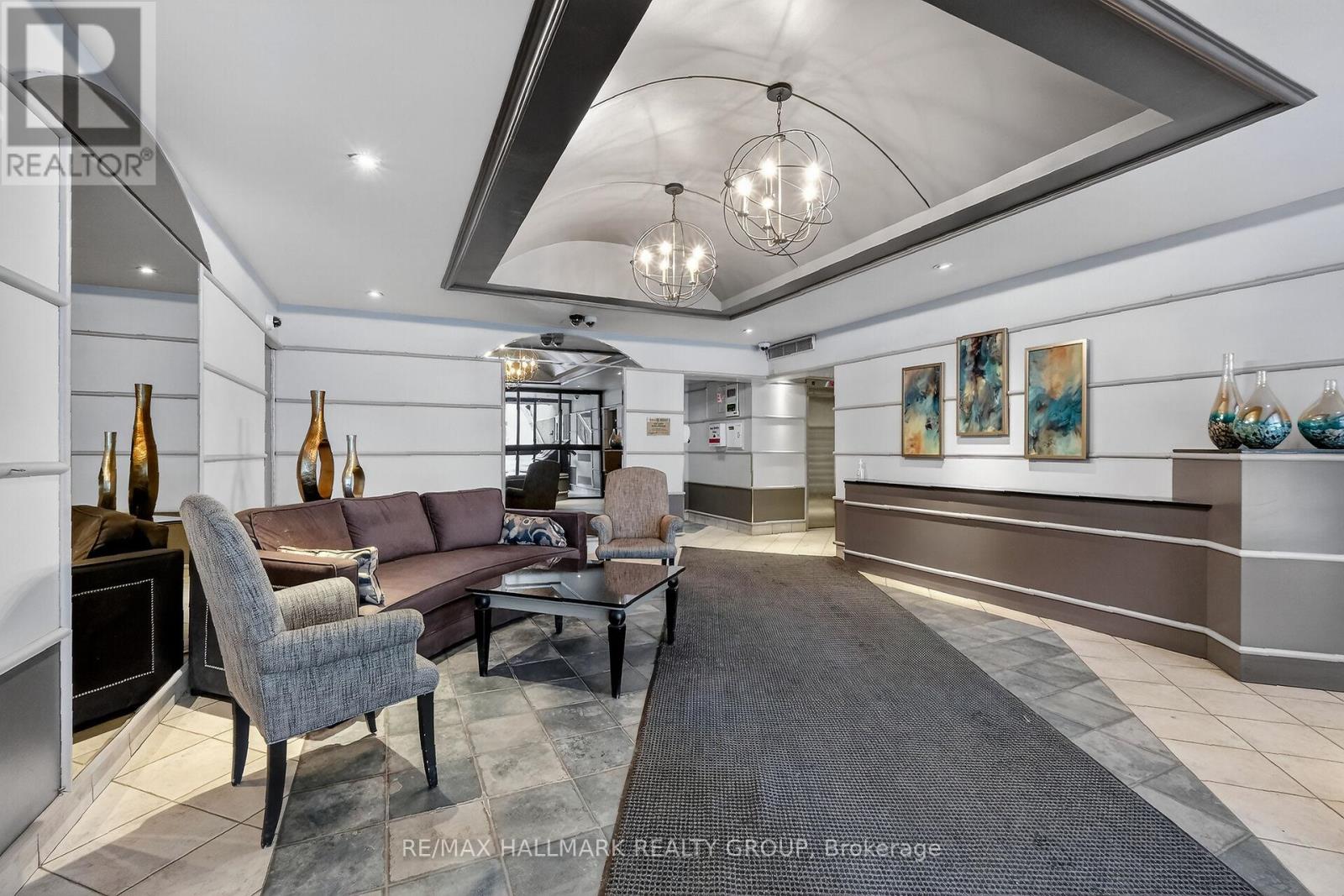 1408 - 158c Mcarthur Avenue