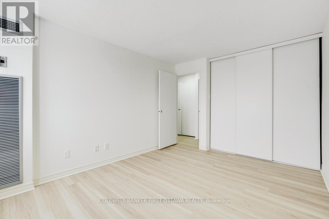 1107 - 1100 Ambleside Drive