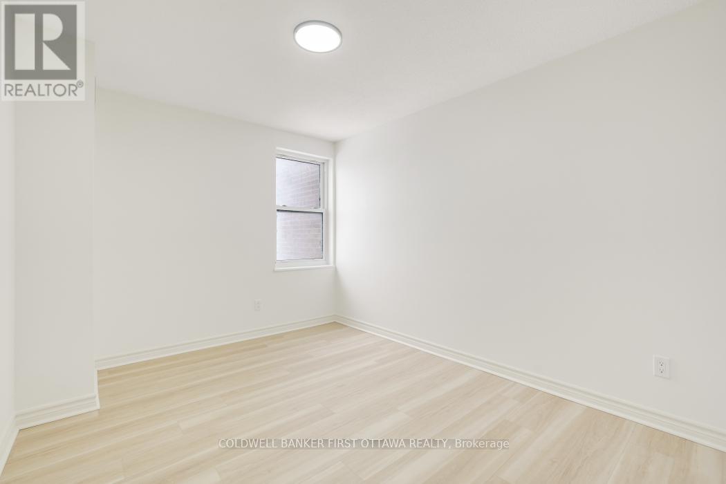 1107 - 1100 Ambleside Drive