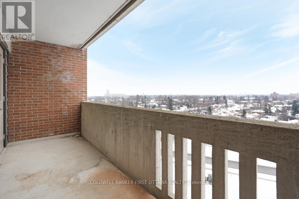 1107 - 1100 Ambleside Drive