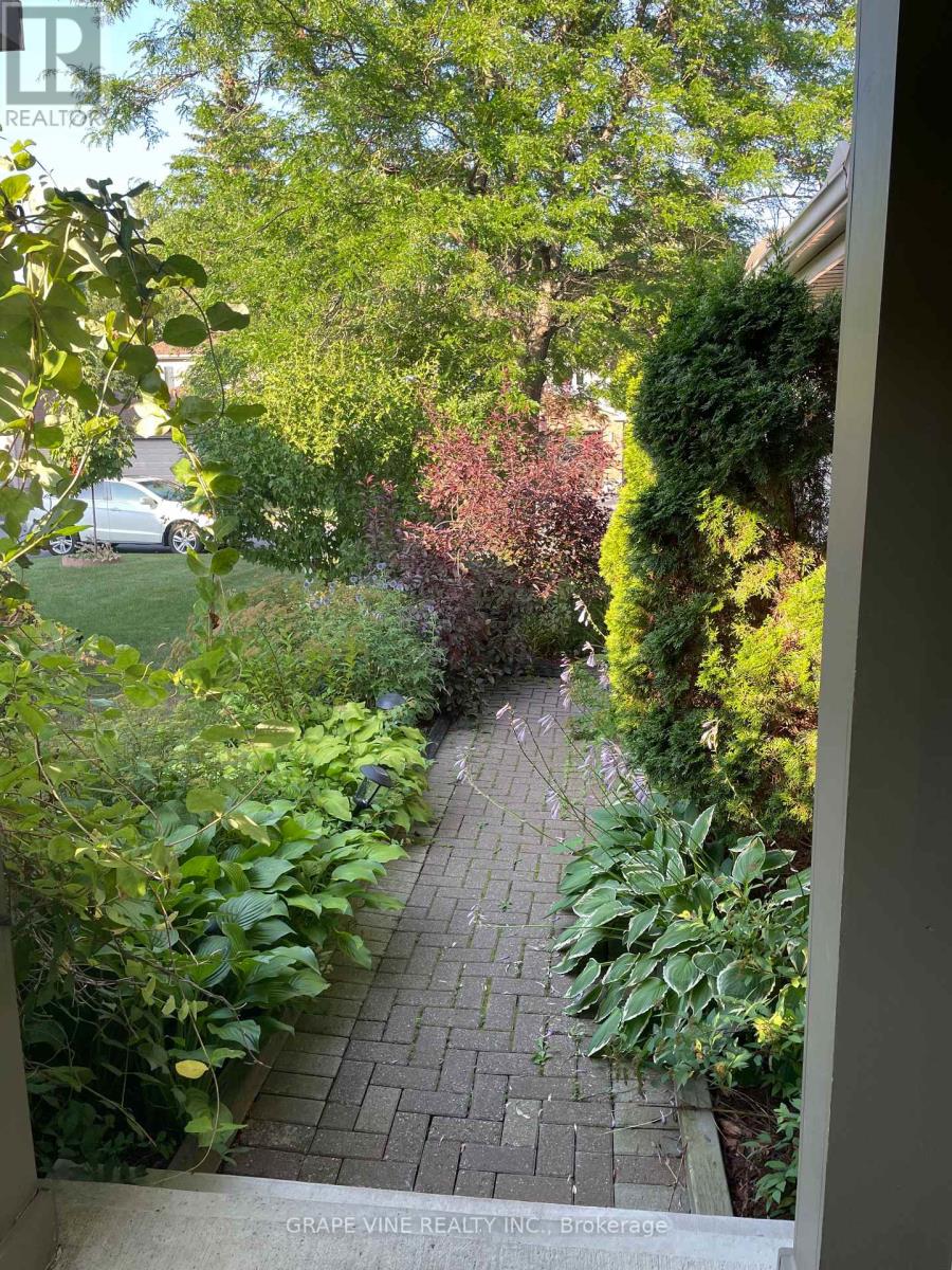 130 Springcreek Crescent