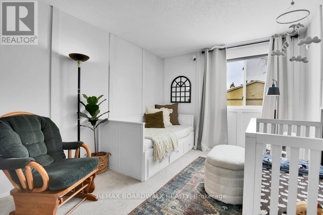 3 - 104 Cheltenham Private