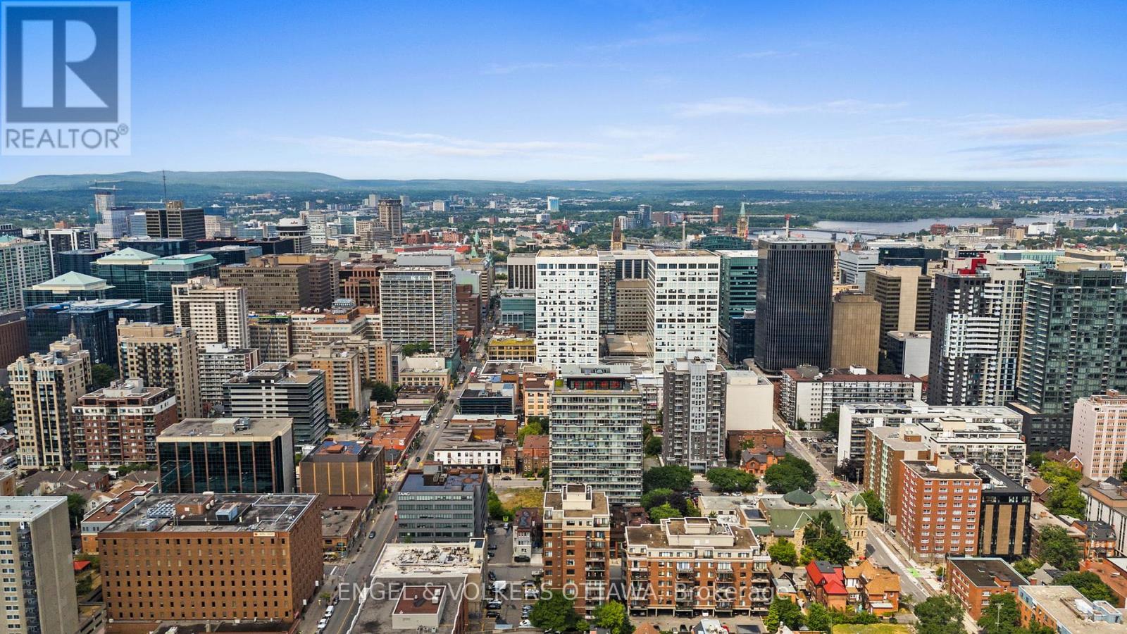 703 - 374 Cooper Street