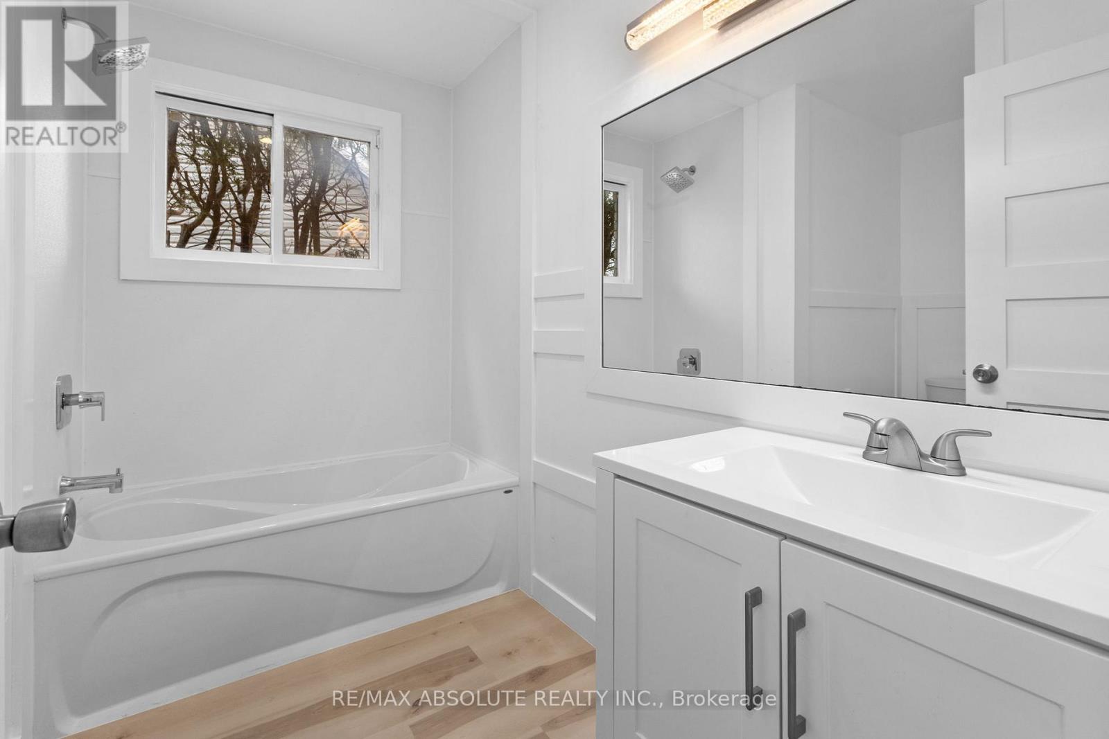 1444 Normandy Crescent