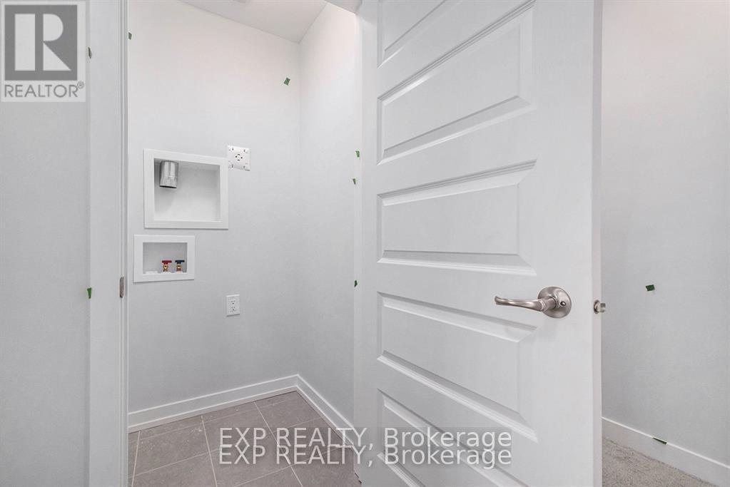 Lot 1566 Tobiano Private