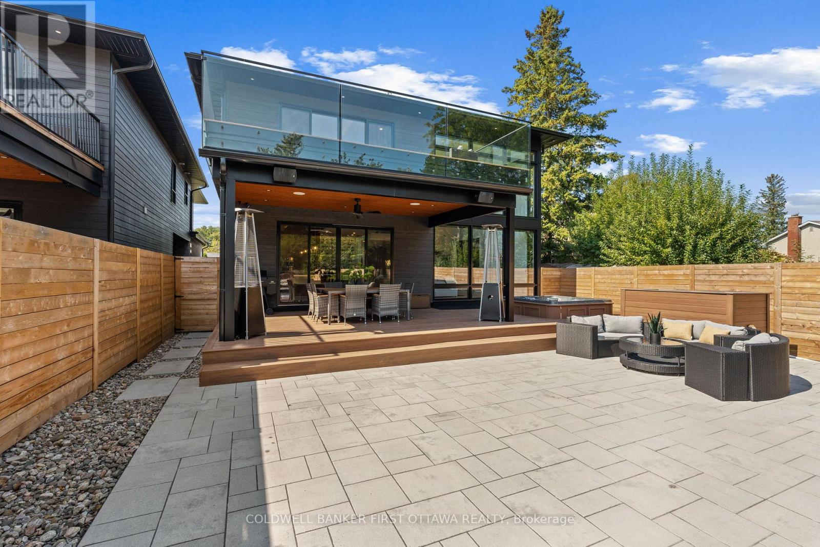 1124 Normandy Crescent