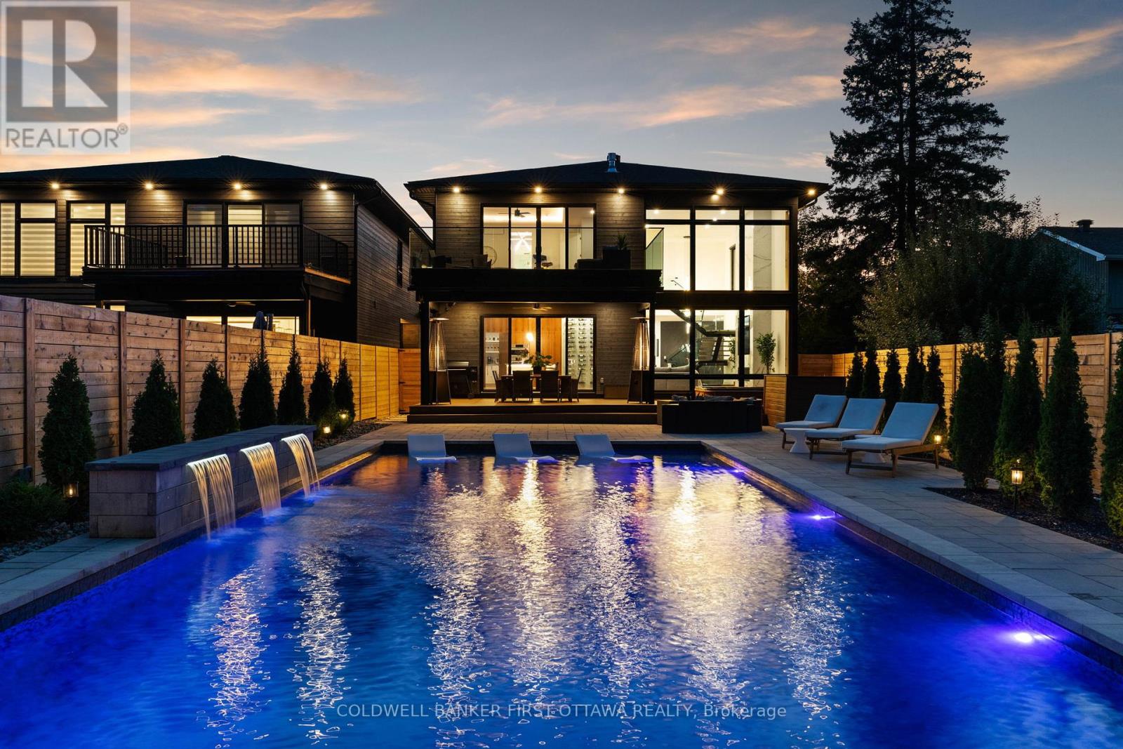 1124 Normandy Crescent