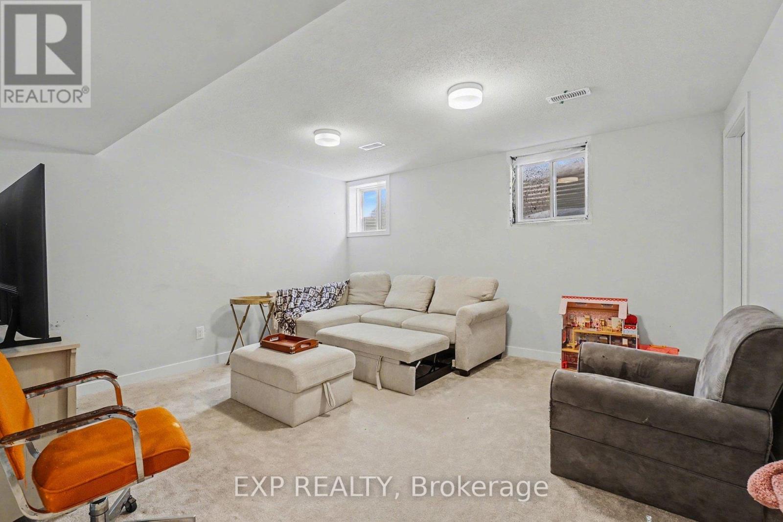 2142 Winsome Terrace