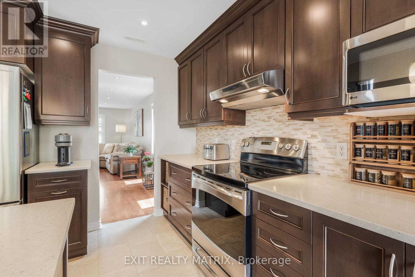 16 La Citadelle Street