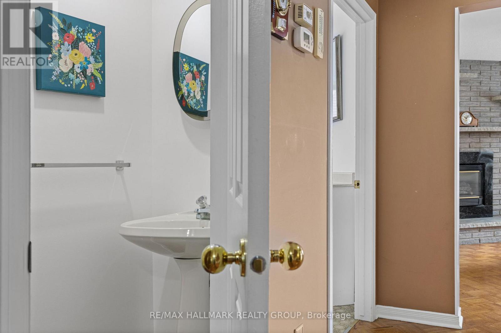 944 Greenbriar Avenue