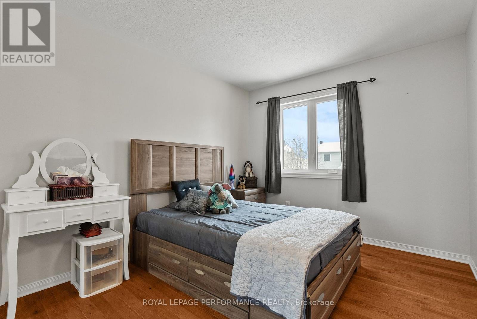 690 Princess Louise Drive