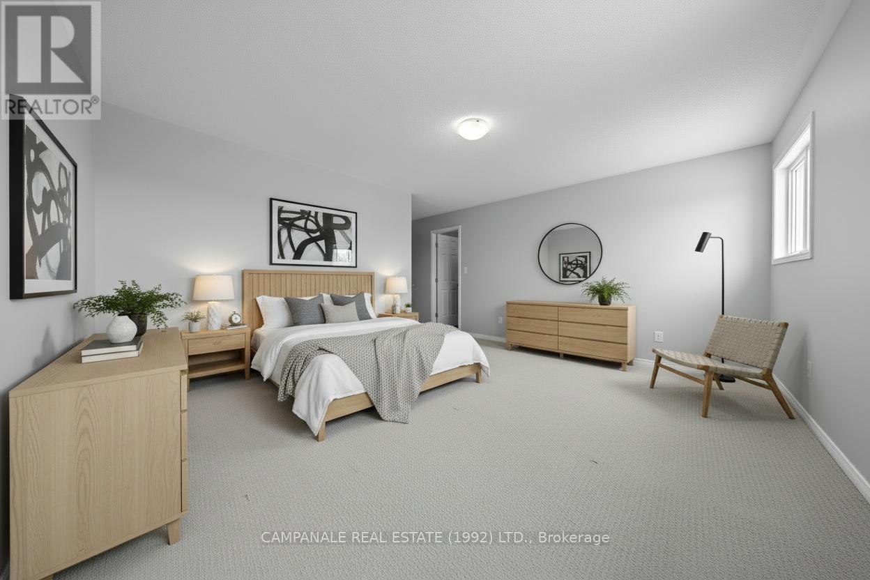 300 Via San Marino Street W