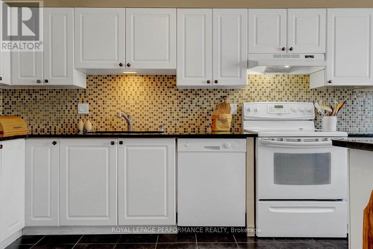 95 Manhattan Crescent