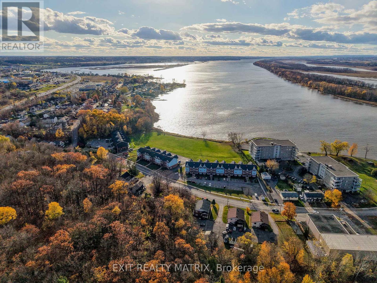 1c - 160 Edwards Street