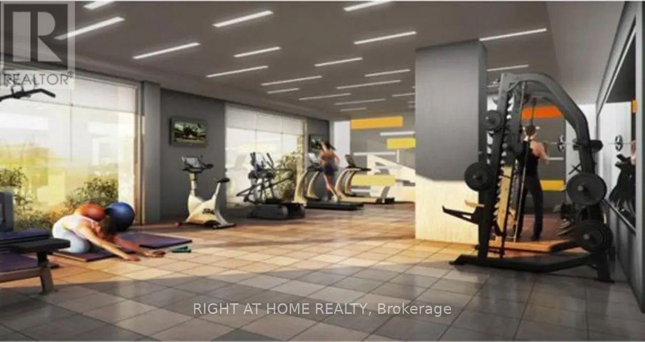 806 - 118 Holmwood Avenue