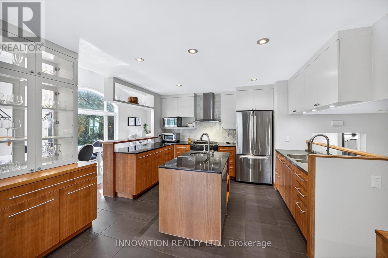 5609 South River Drive