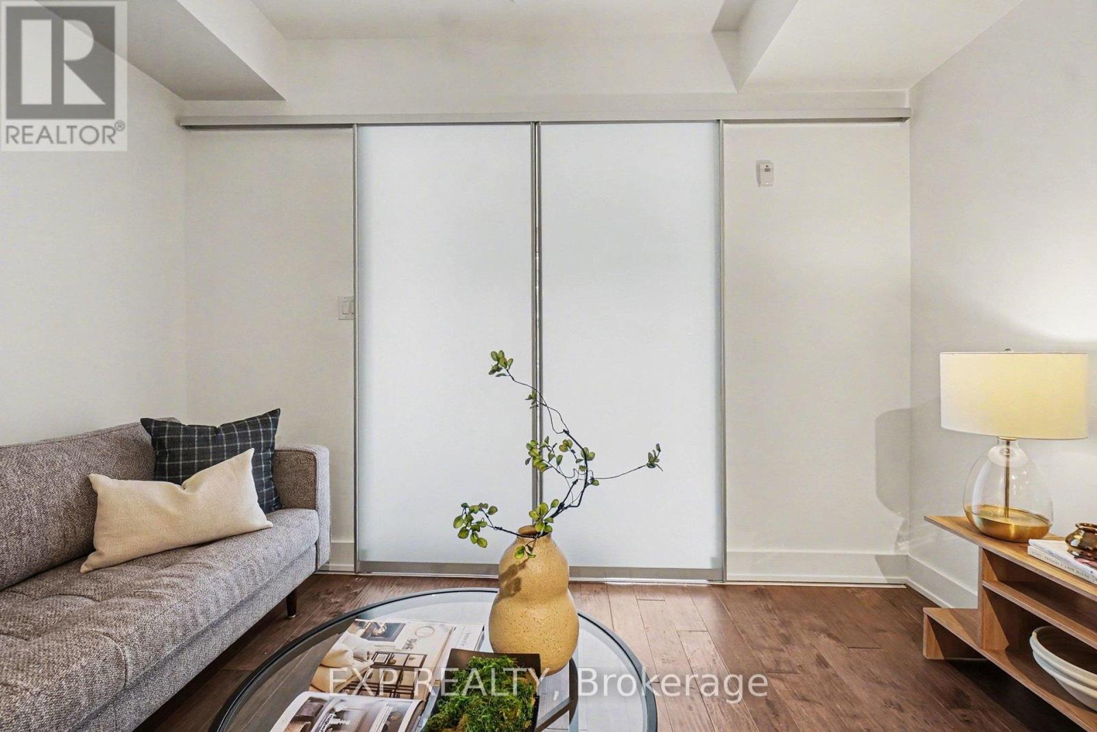 410 - 108 Richmond Road