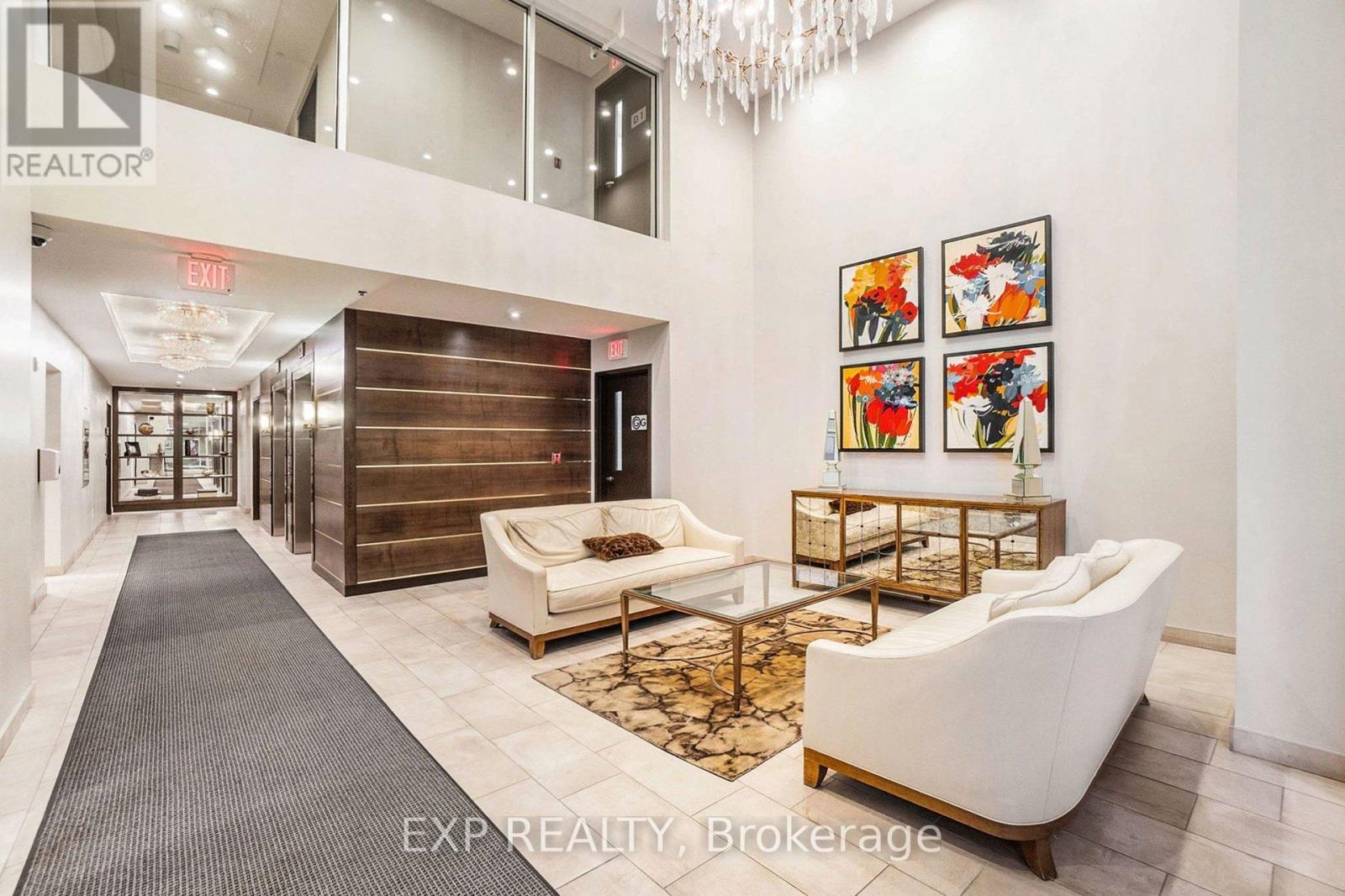 410 - 108 Richmond Road