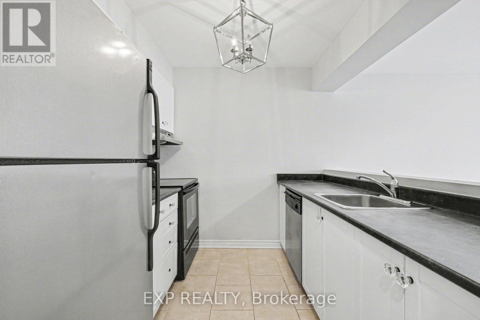 801 - 154 Nelson Street