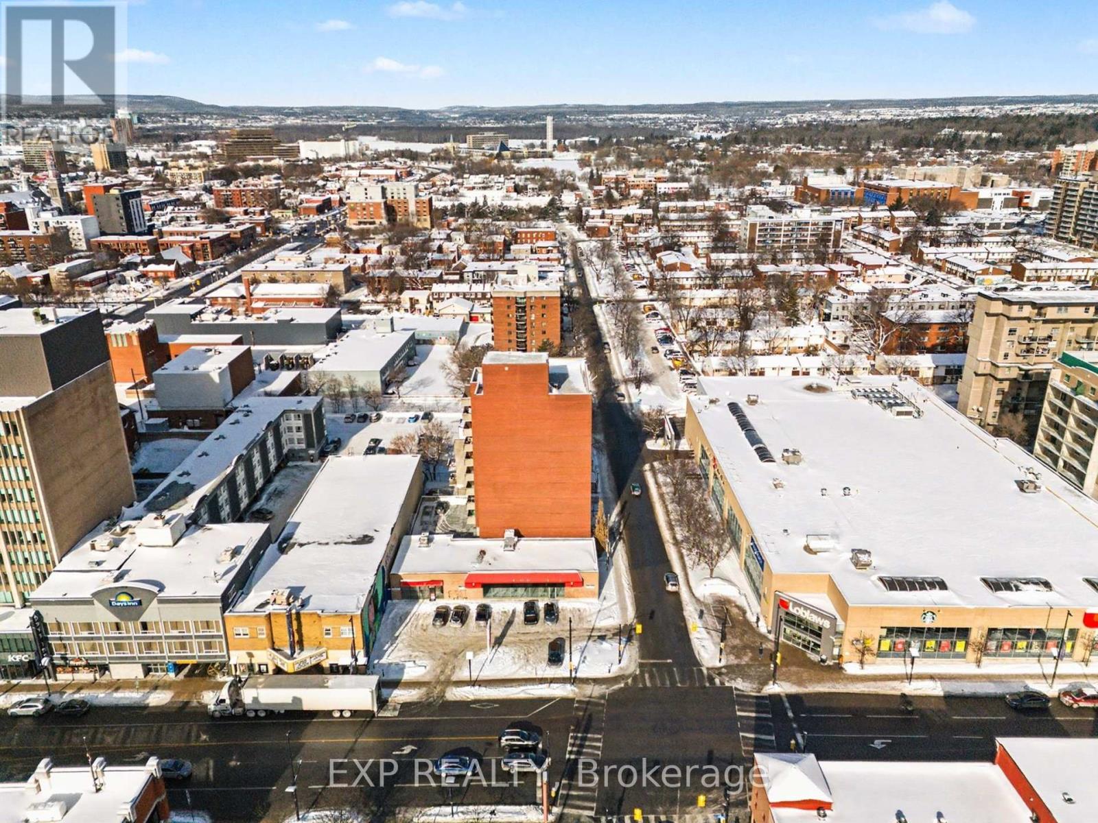 801 - 154 Nelson Street