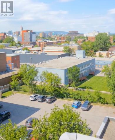 801 - 154 Nelson Street