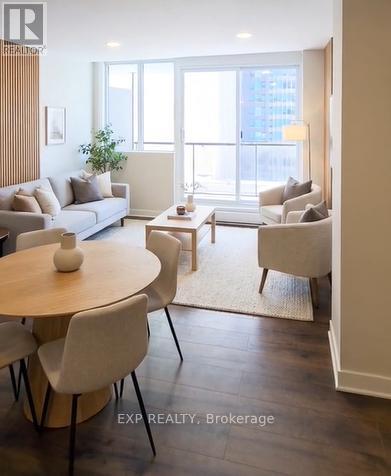 801 - 154 Nelson Street